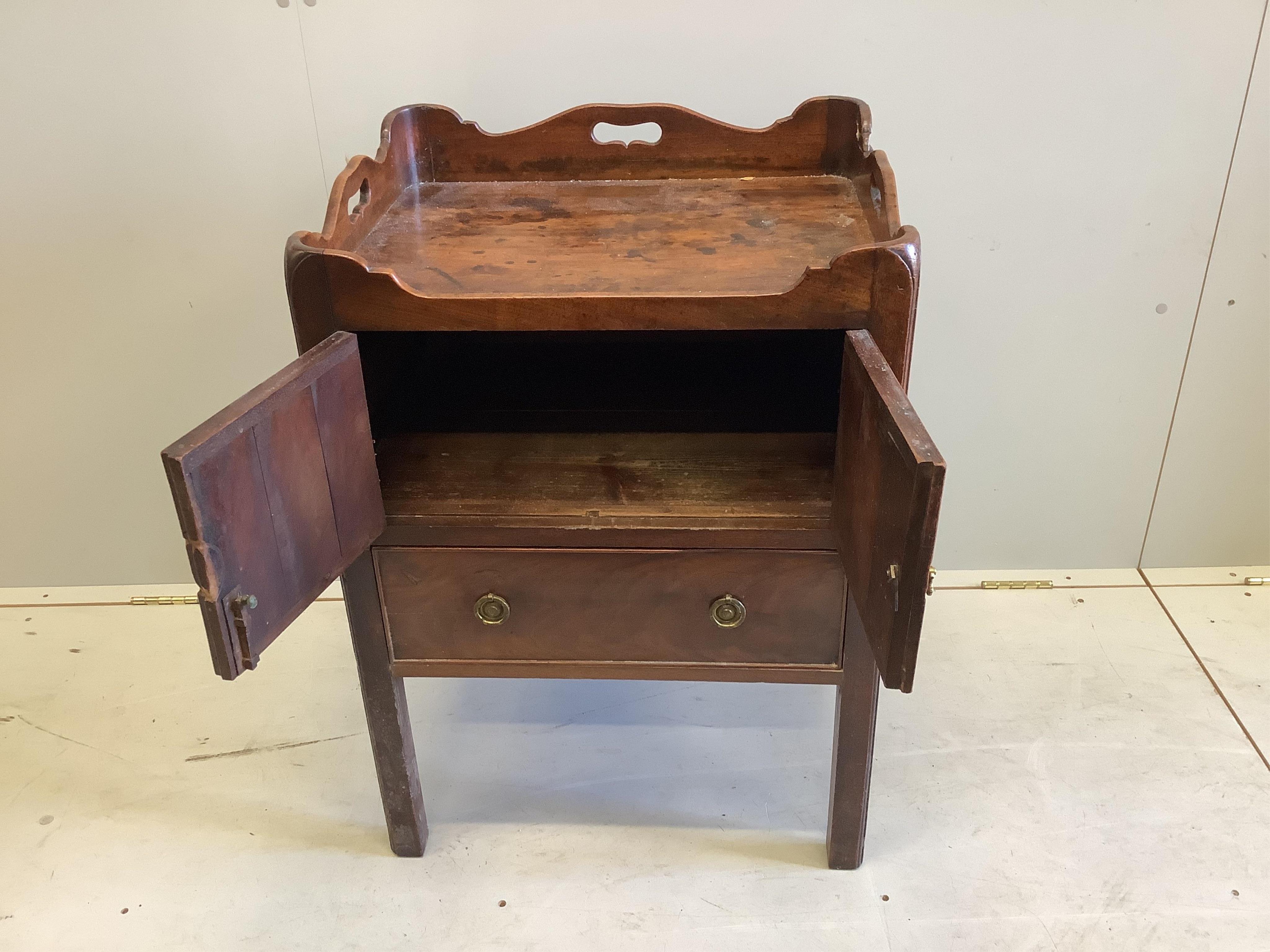 A George III mahogany tray top commode, width 56cm, depth 46cm, height 76cm. Condition - fair